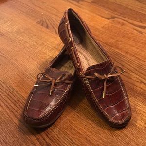 Sz9.5 Sperry faux alligator top sider unique